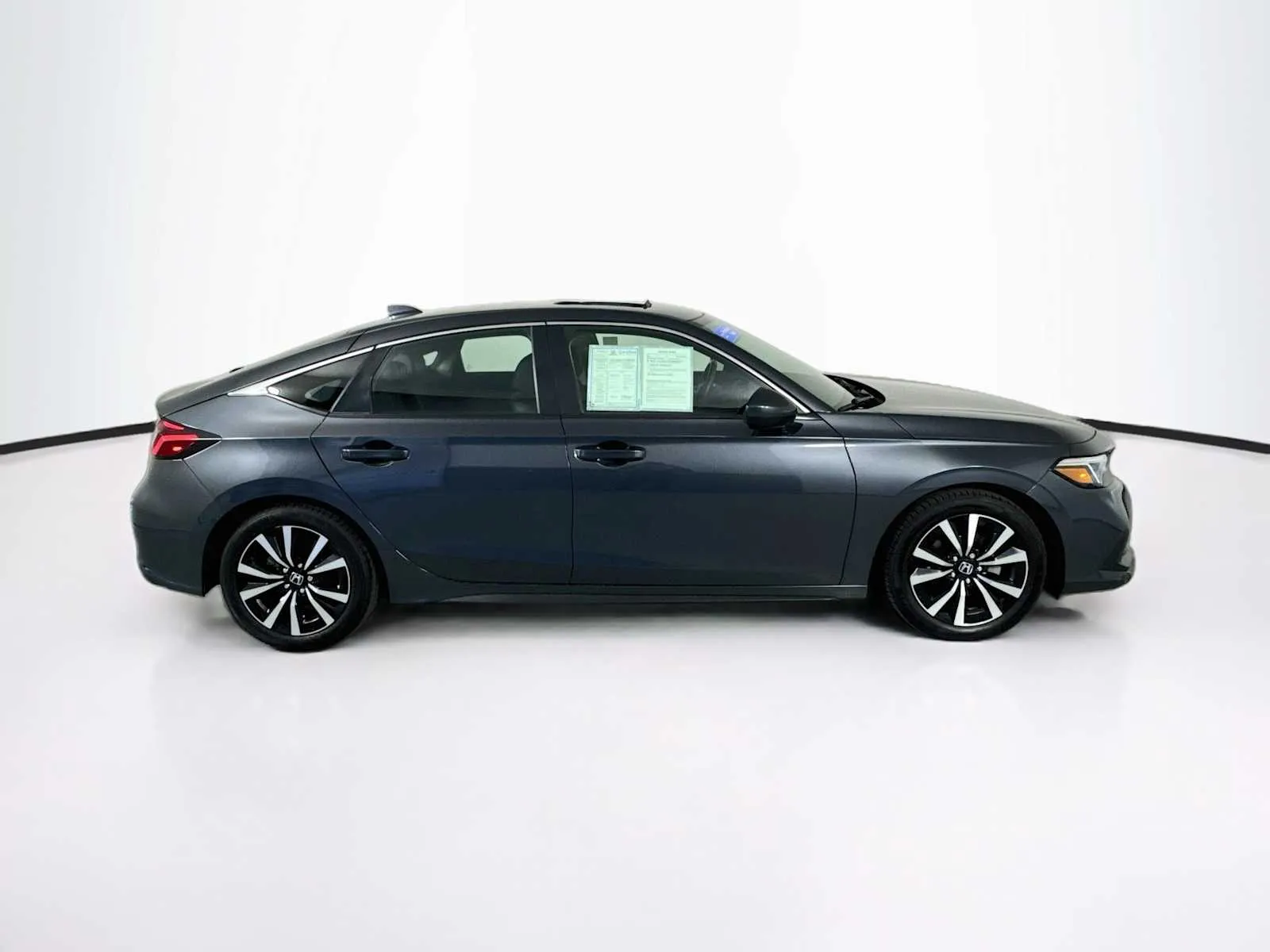 Honda Civic photo 8