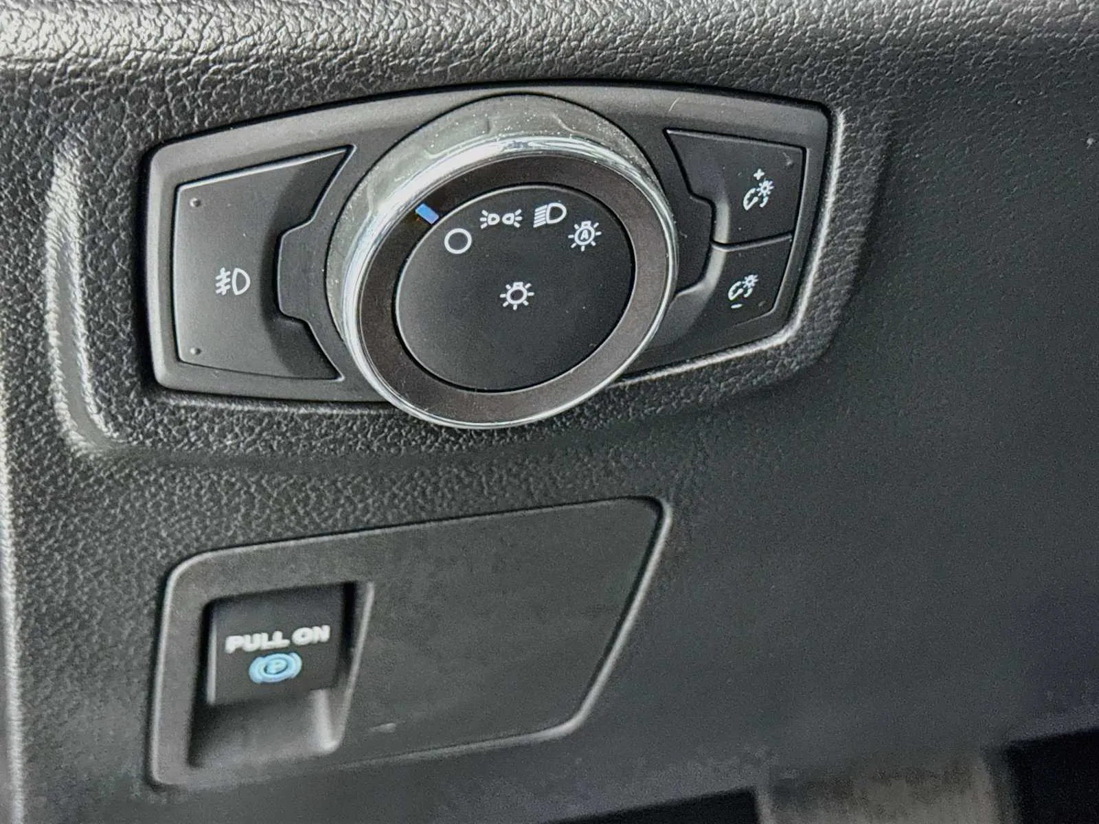 Ford Expedition photo 10