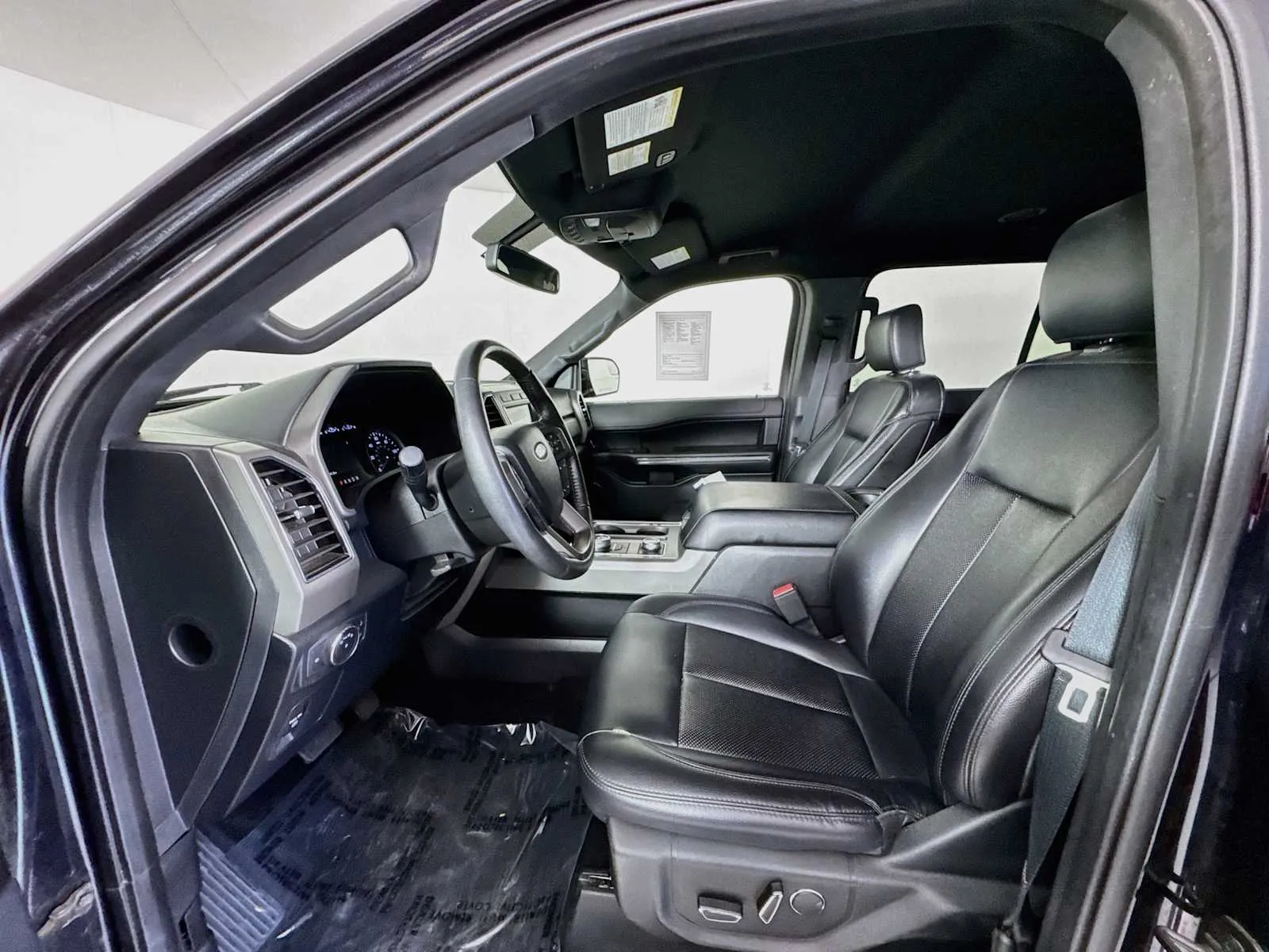 Ford Expedition photo 21