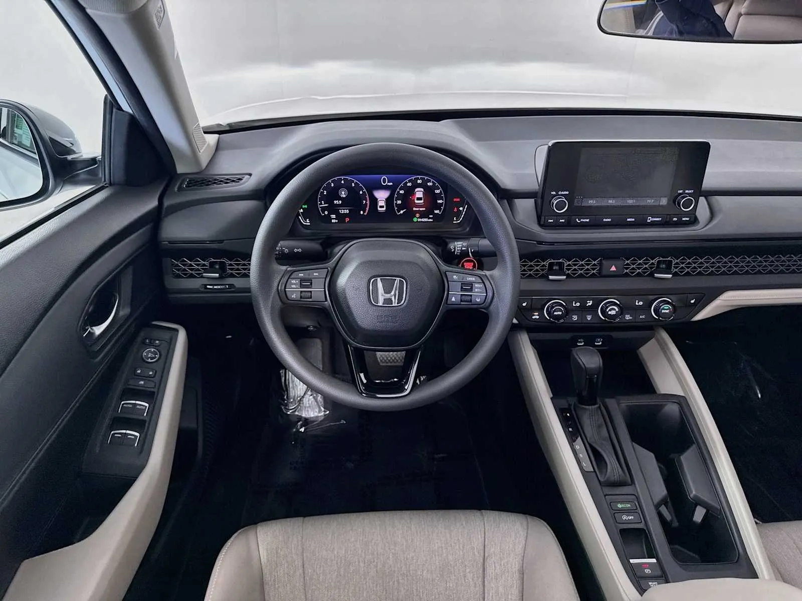 Honda Accord photo 23