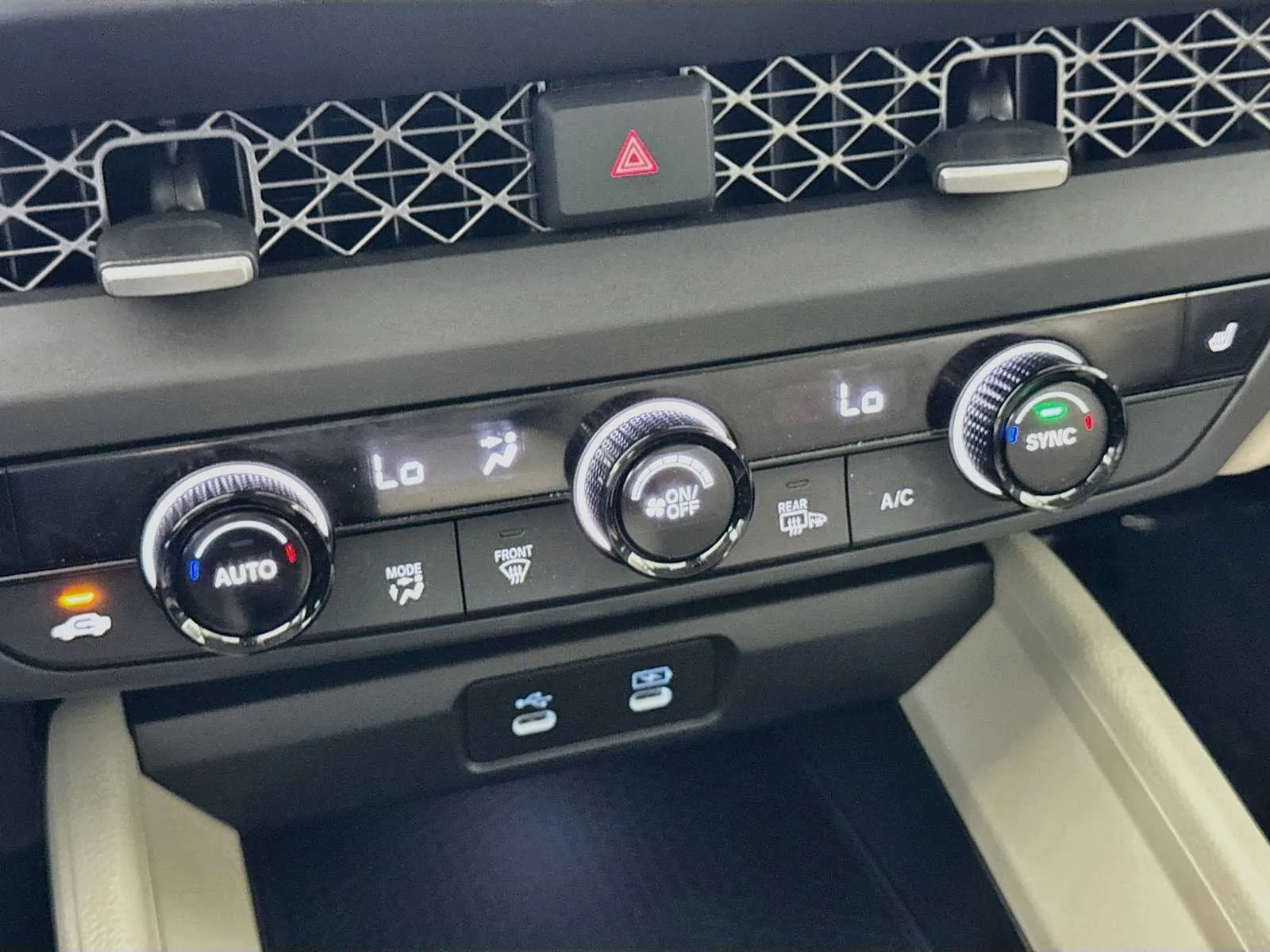 Honda Accord photo 20