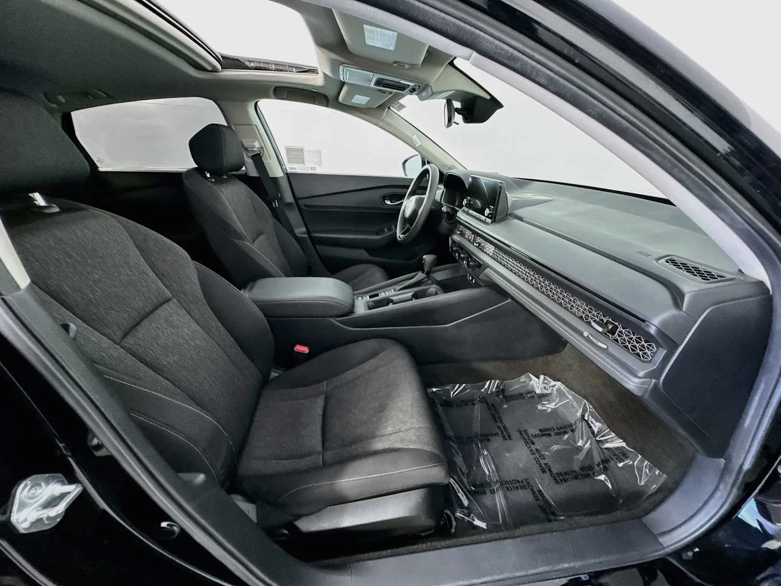 Honda Accord photo 32