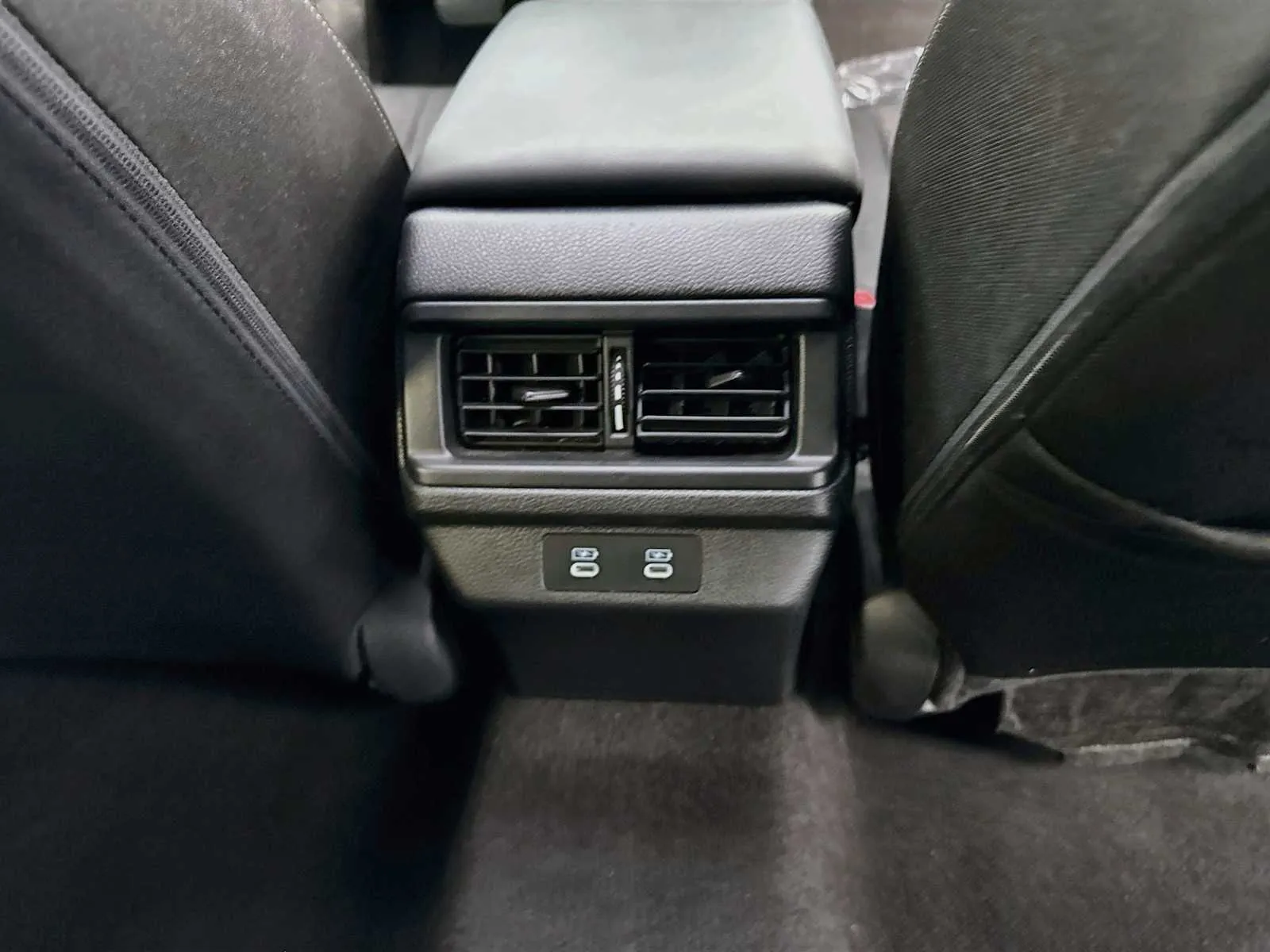 Honda Accord photo 30