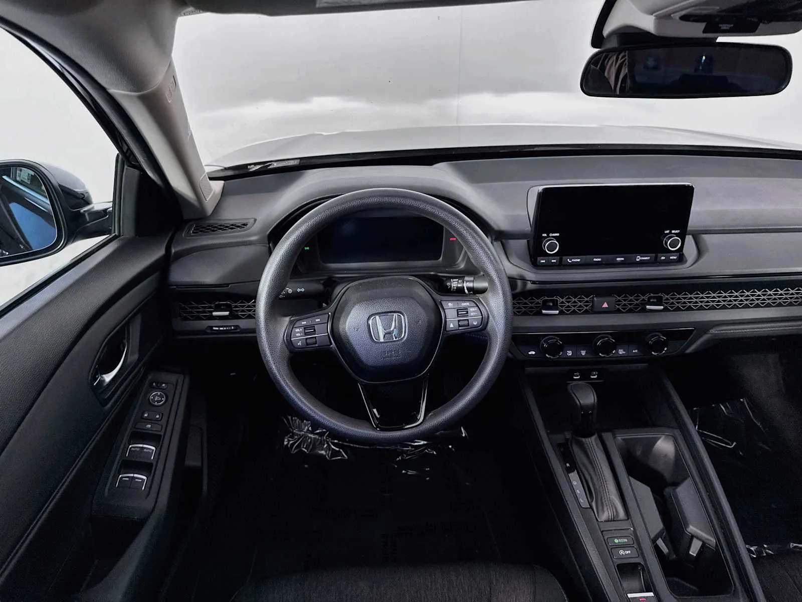 Honda Accord photo 28