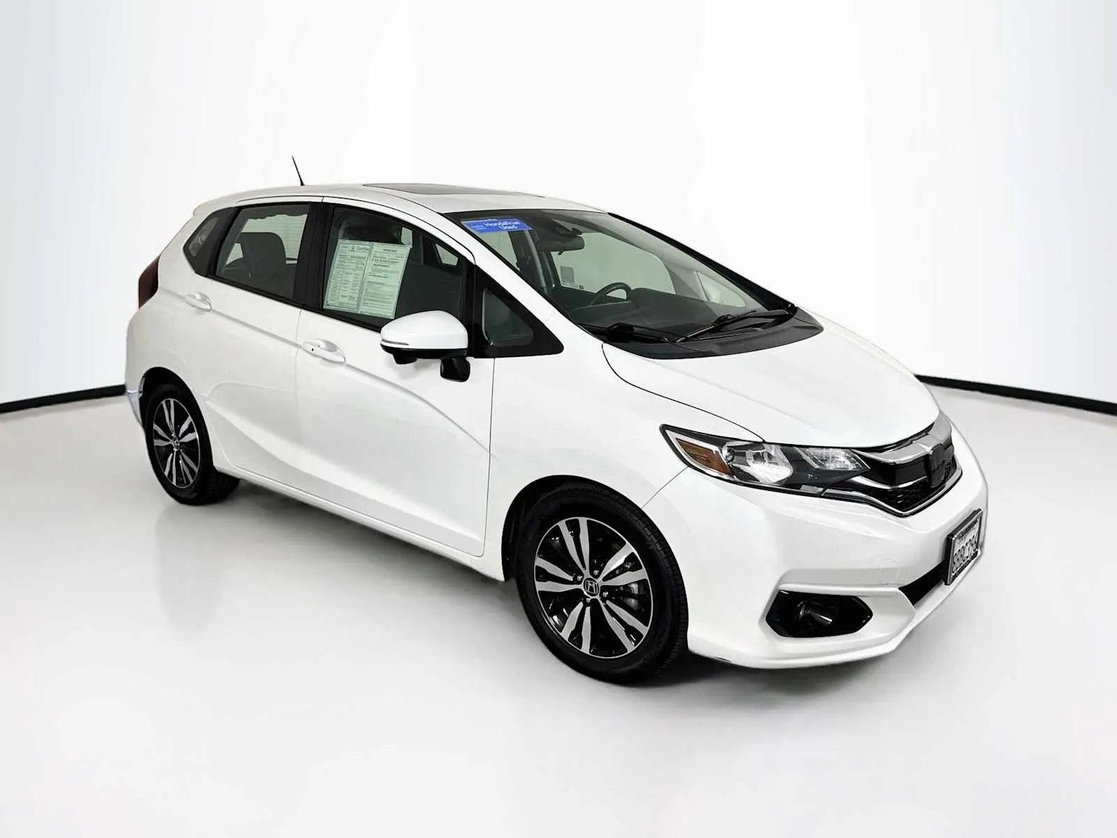 White 2018 Honda Fit EX-L for sale in Indio, CA