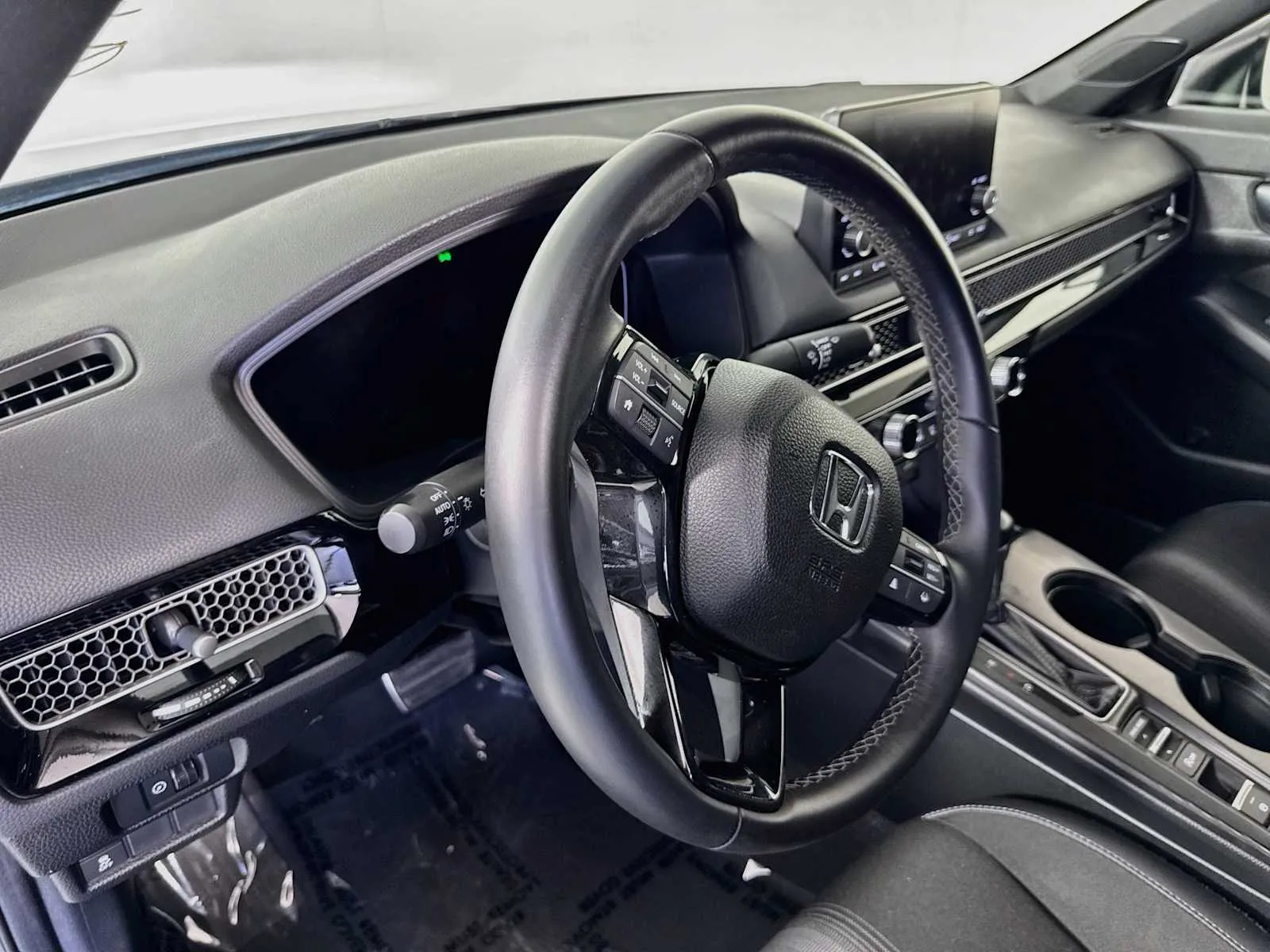 Honda Civic photo 9