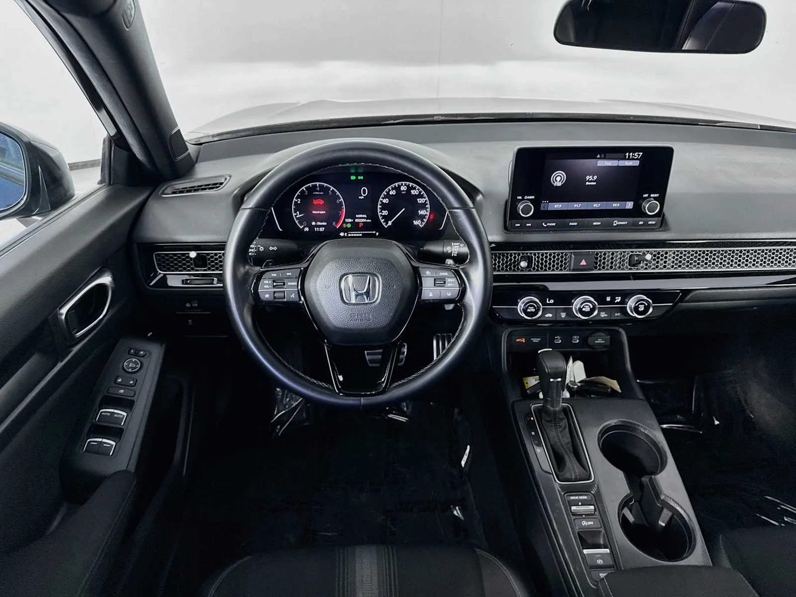 Honda Civic photo 24
