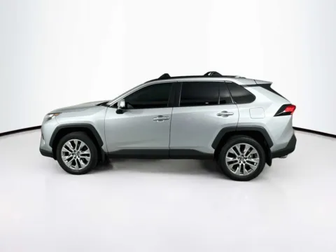 More photos of 2024 Toyota RAV4 XLE Premium at Unicars Honda, CA