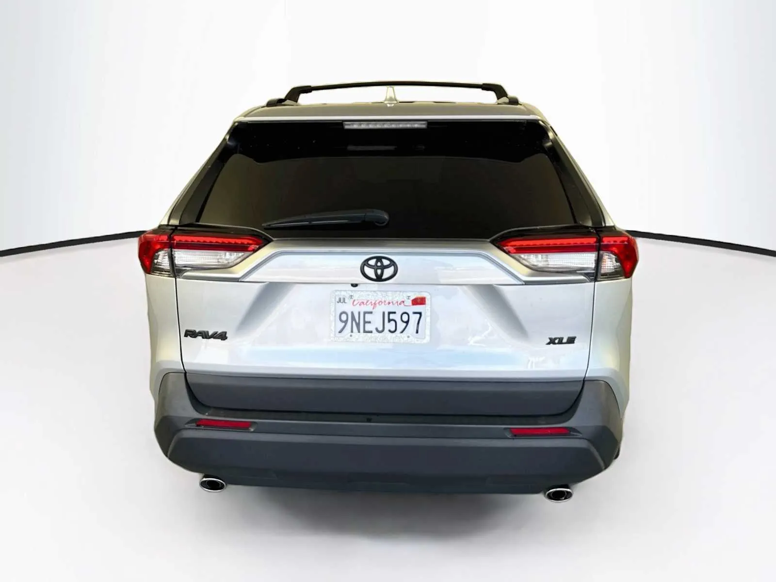 Toyota RAV4 photo 8