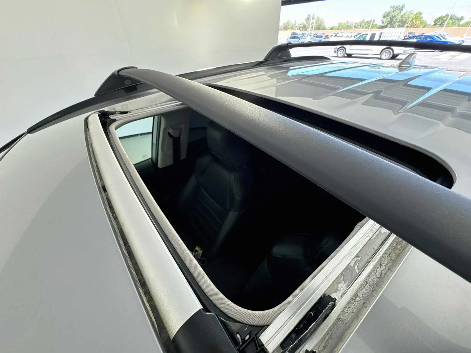 Toyota RAV4 photo 24