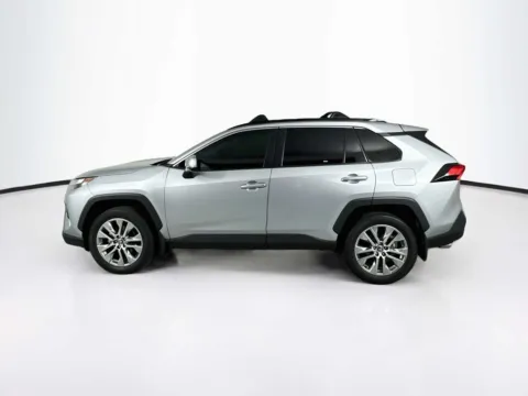 More photos of 2024 Toyota RAV4 XLE Premium at Unicars Honda, CA