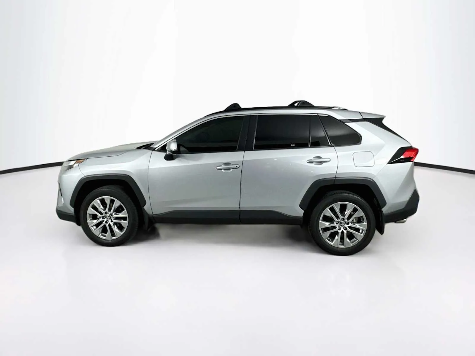 Toyota RAV4 photo 4