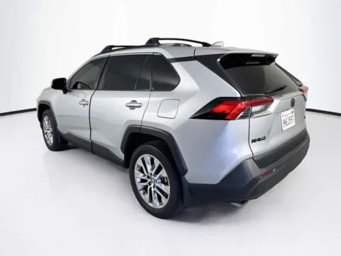 More photos of 2024 Toyota RAV4 XLE Premium at Unicars Honda, CA
