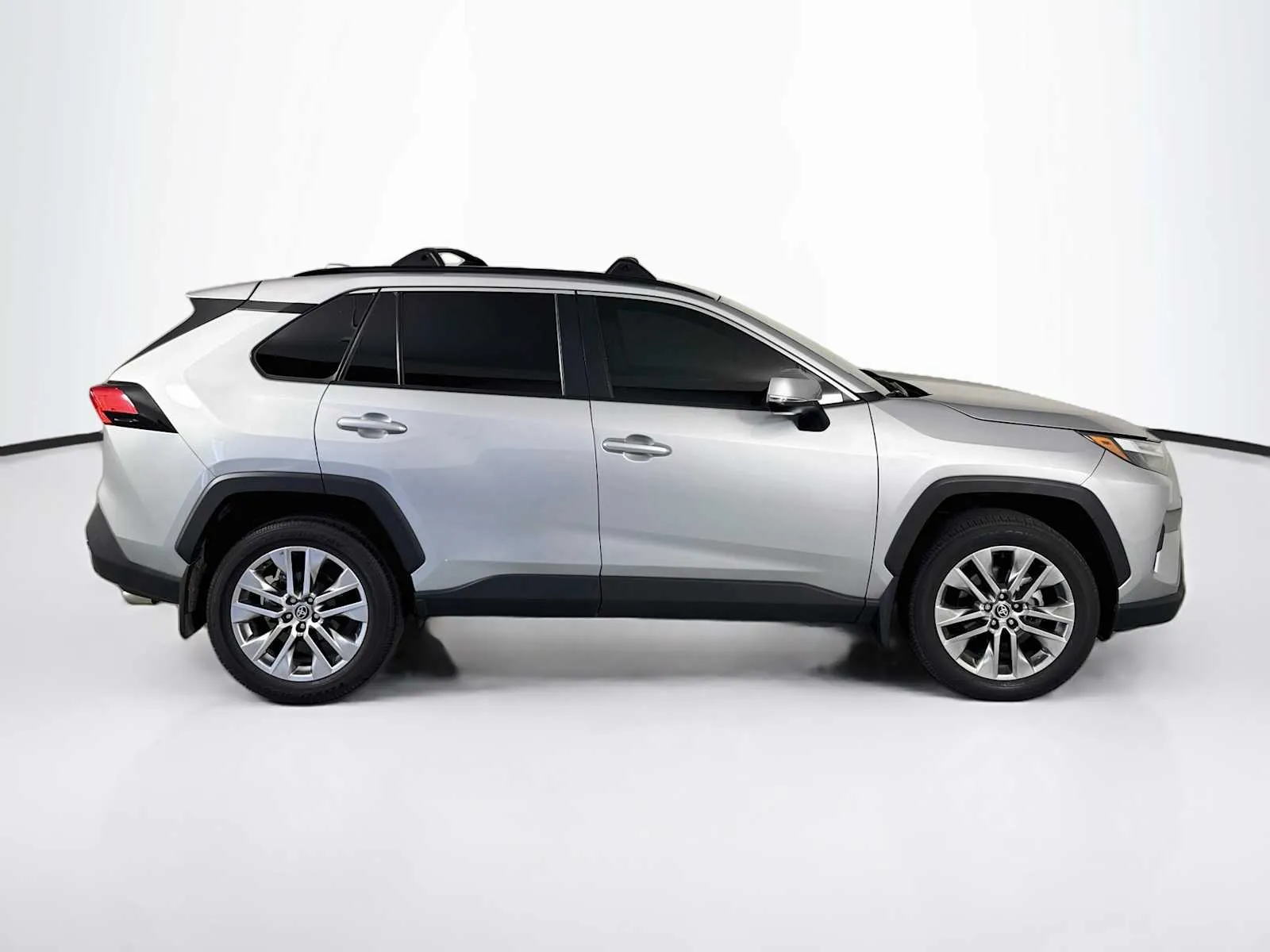 Toyota RAV4 photo 7