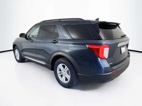 More photos of 2023 Ford Explorer XLT at Unicars Honda, CA