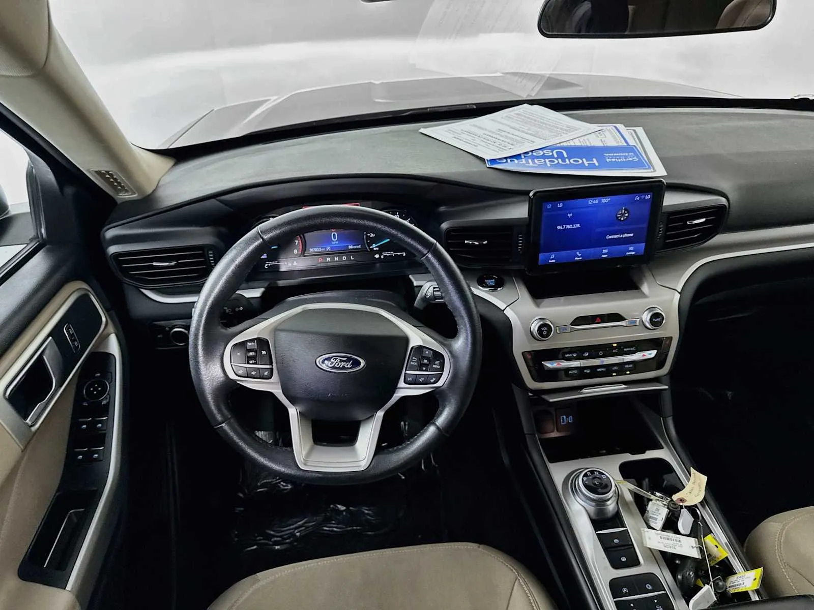 Ford Explorer photo 22
