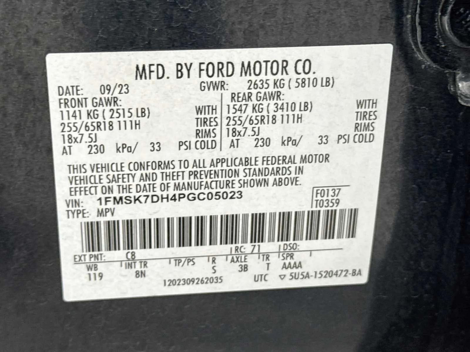 Ford Explorer photo 34