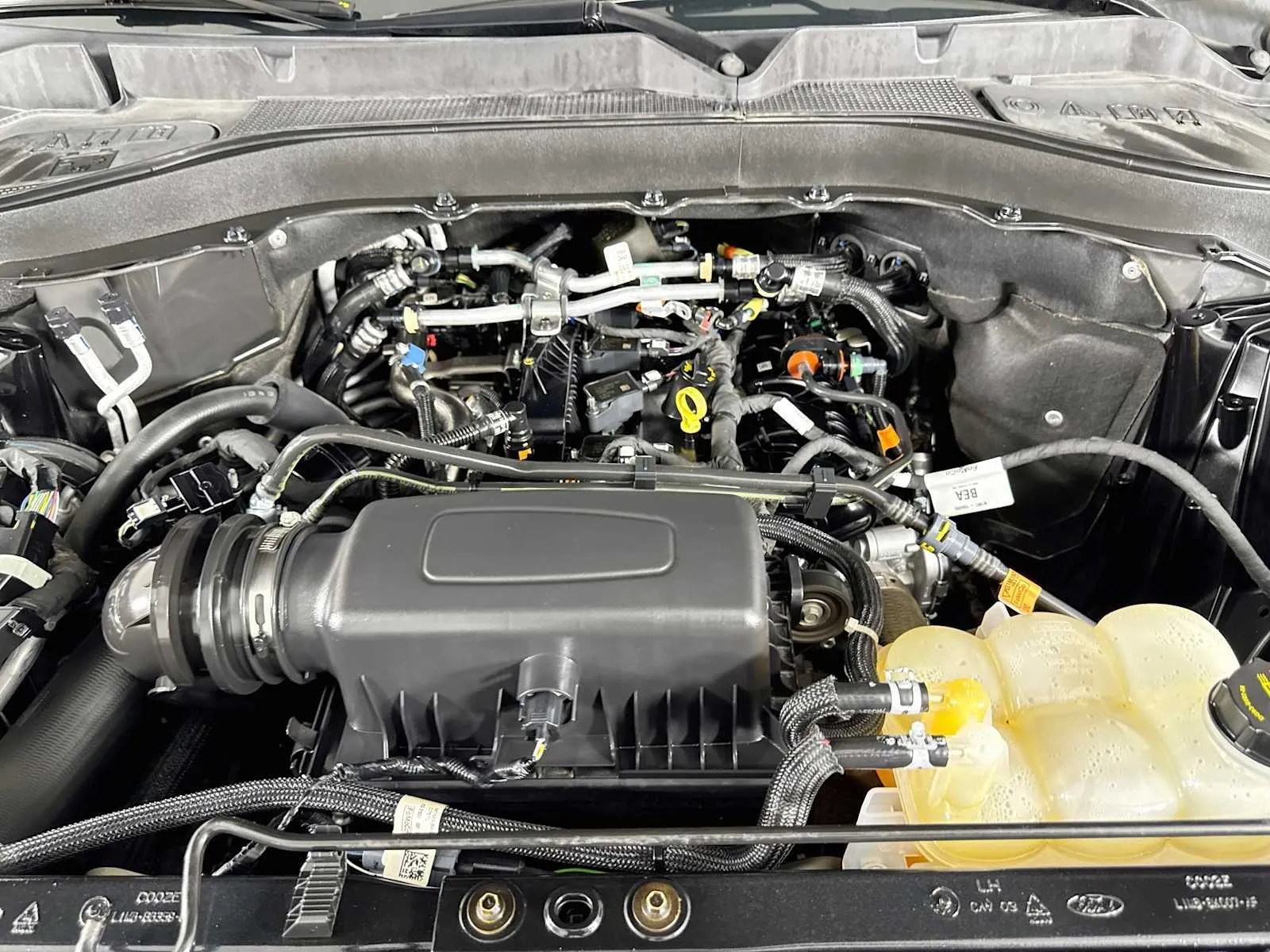 Ford Explorer photo 32
