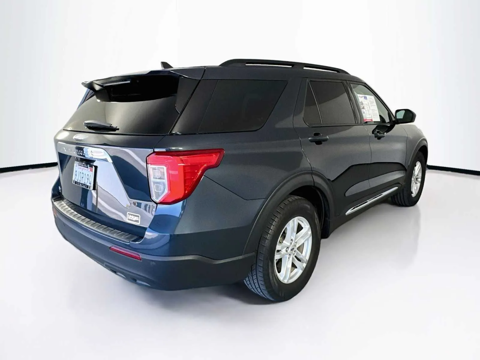 Ford Explorer photo 8