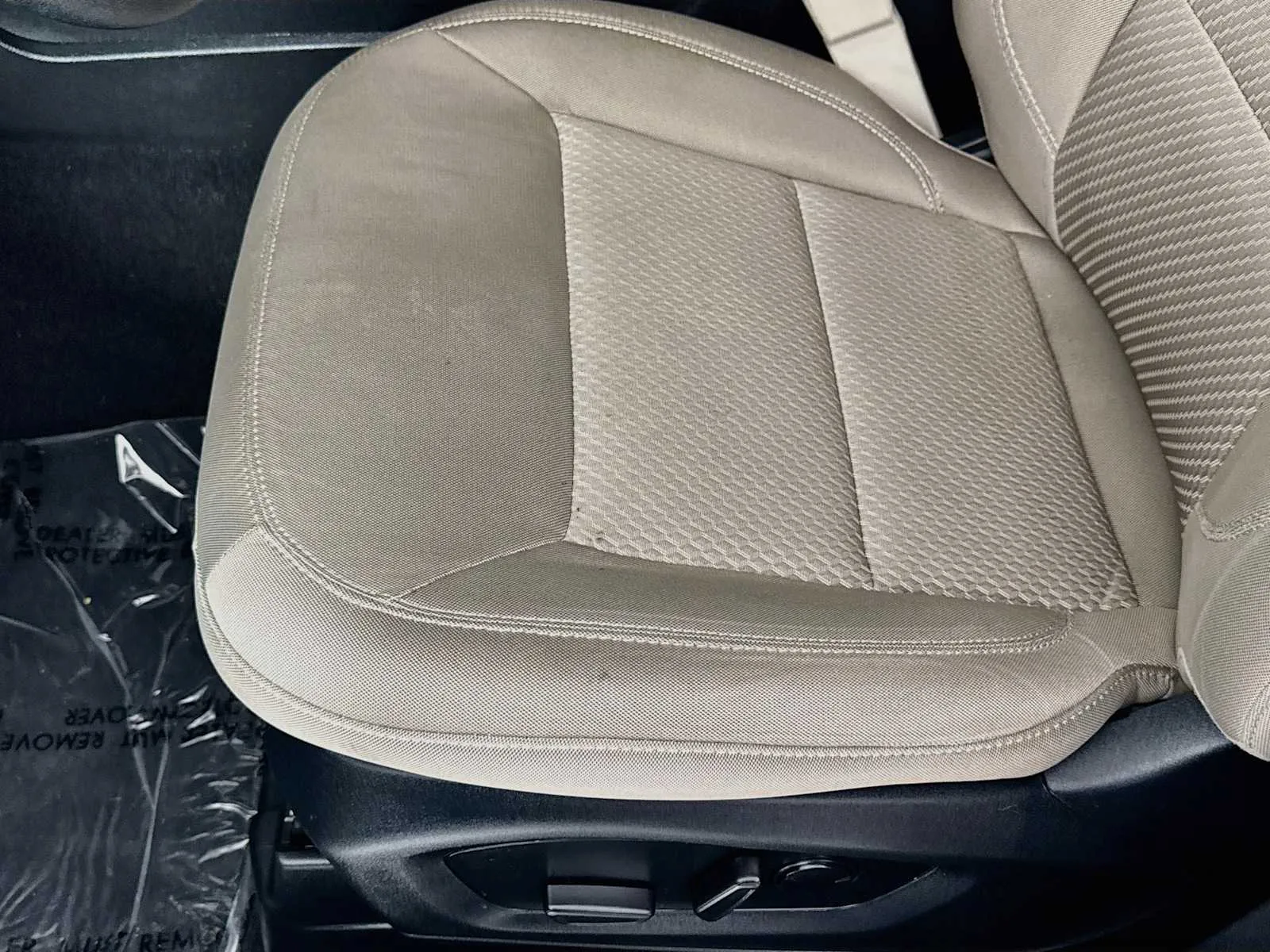 Ford Explorer photo 19