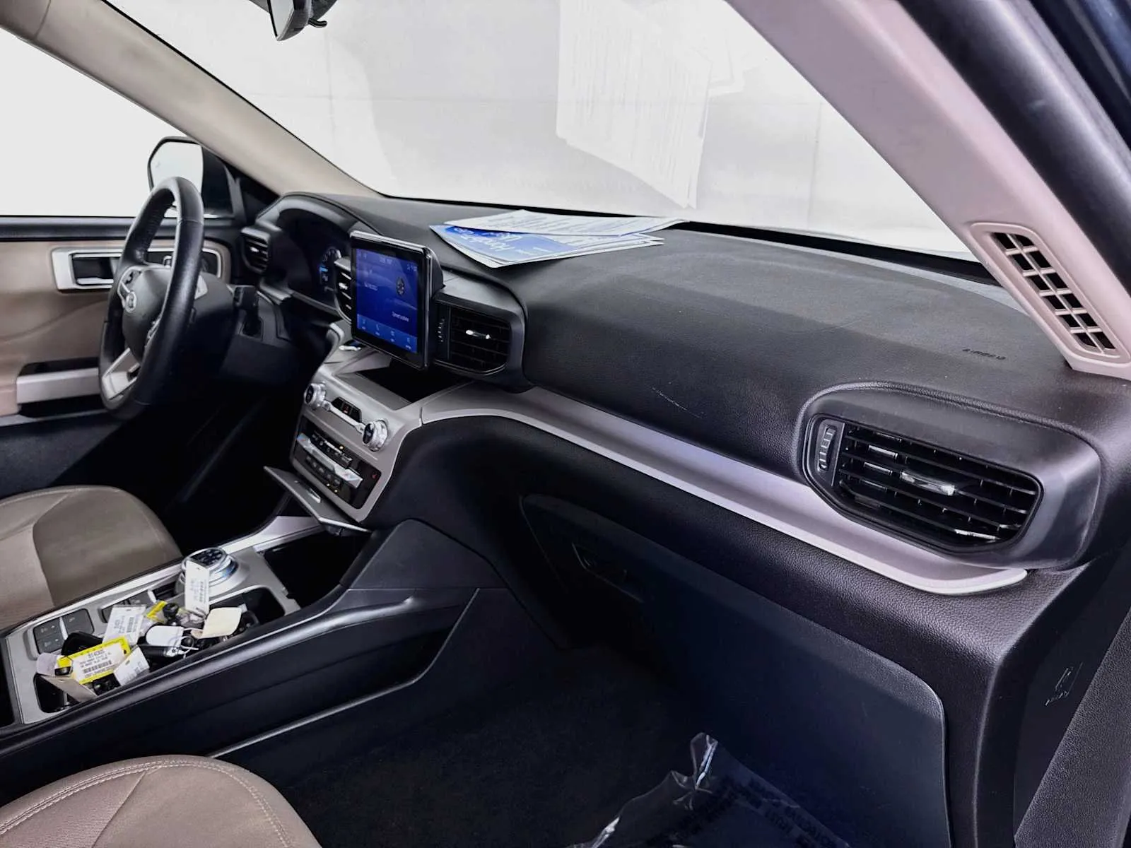 Ford Explorer photo 31