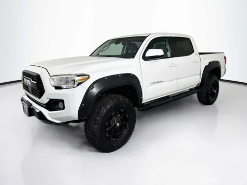 Another view of 2019 Toyota Tacoma SR5 for sale in Indio, CA at Unicars Honda