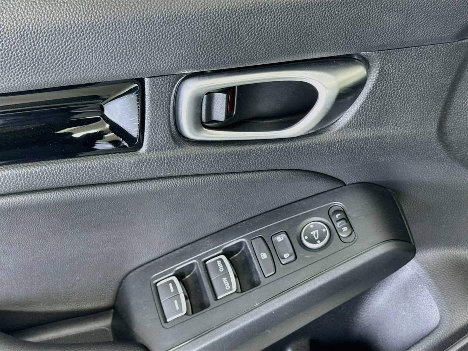 Honda Civic photo 18
