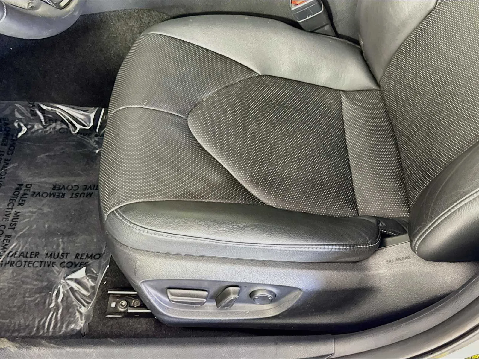 Toyota Camry photo 19
