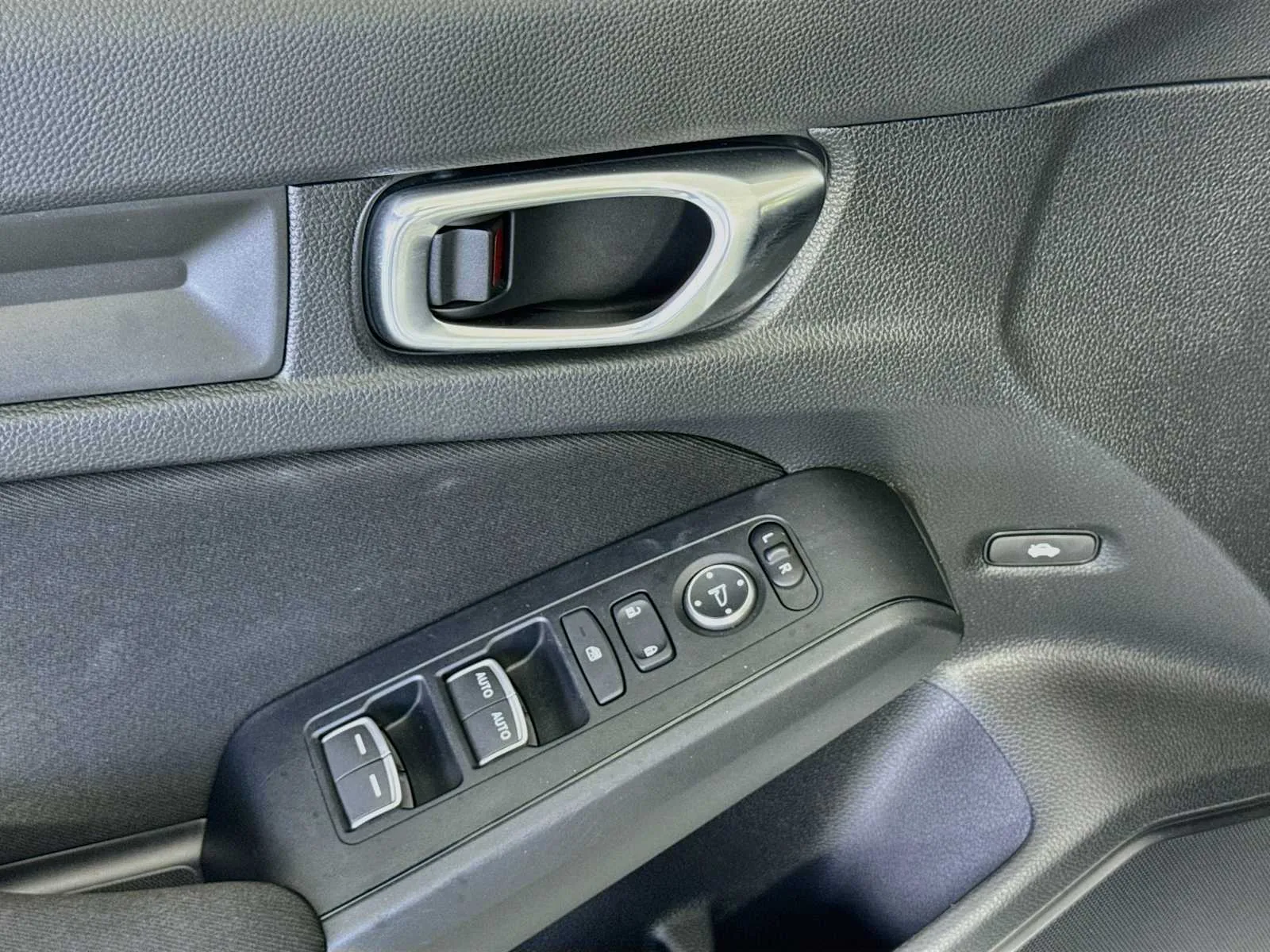 Honda Civic photo 18