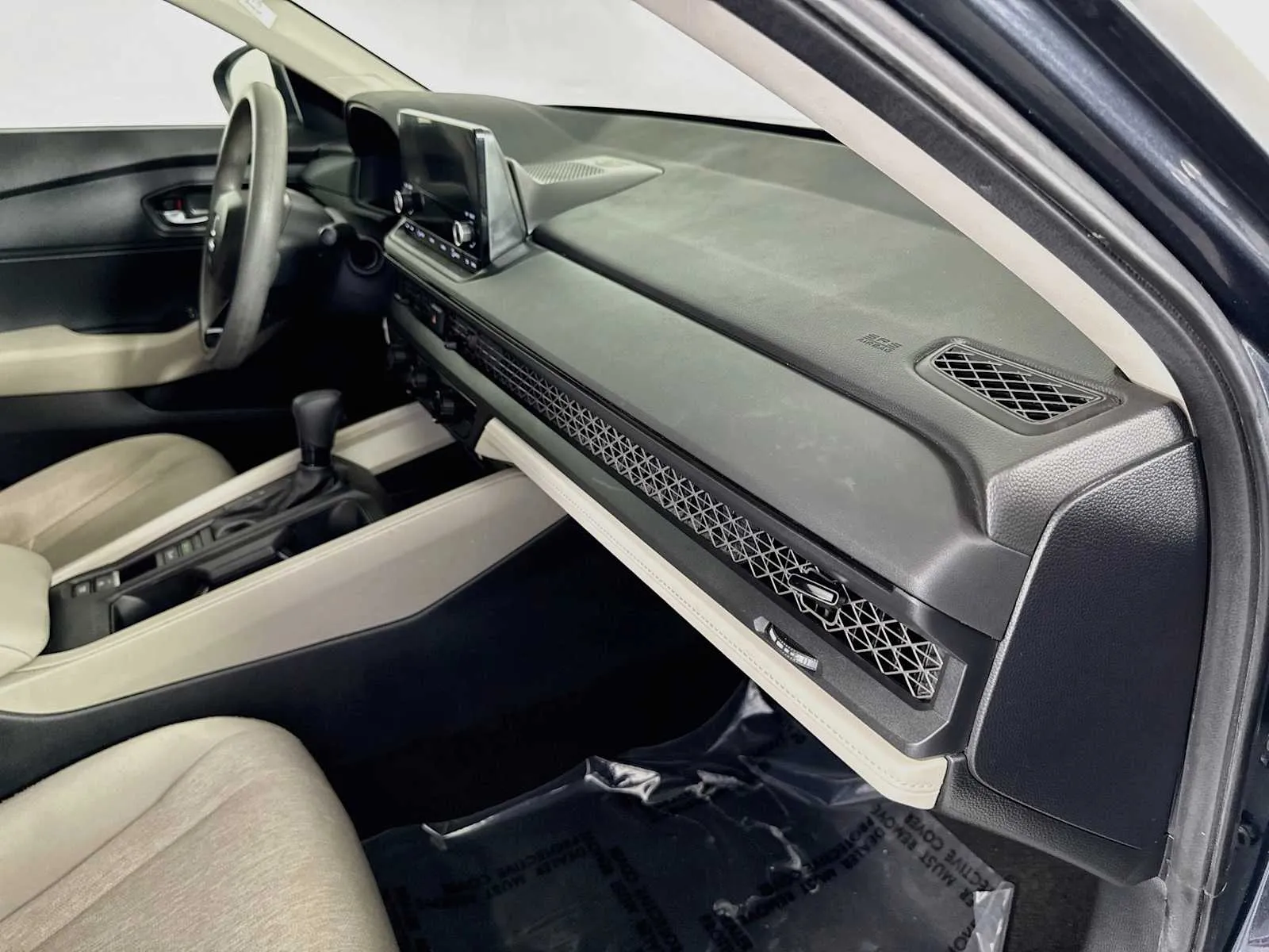 Honda Accord photo 28