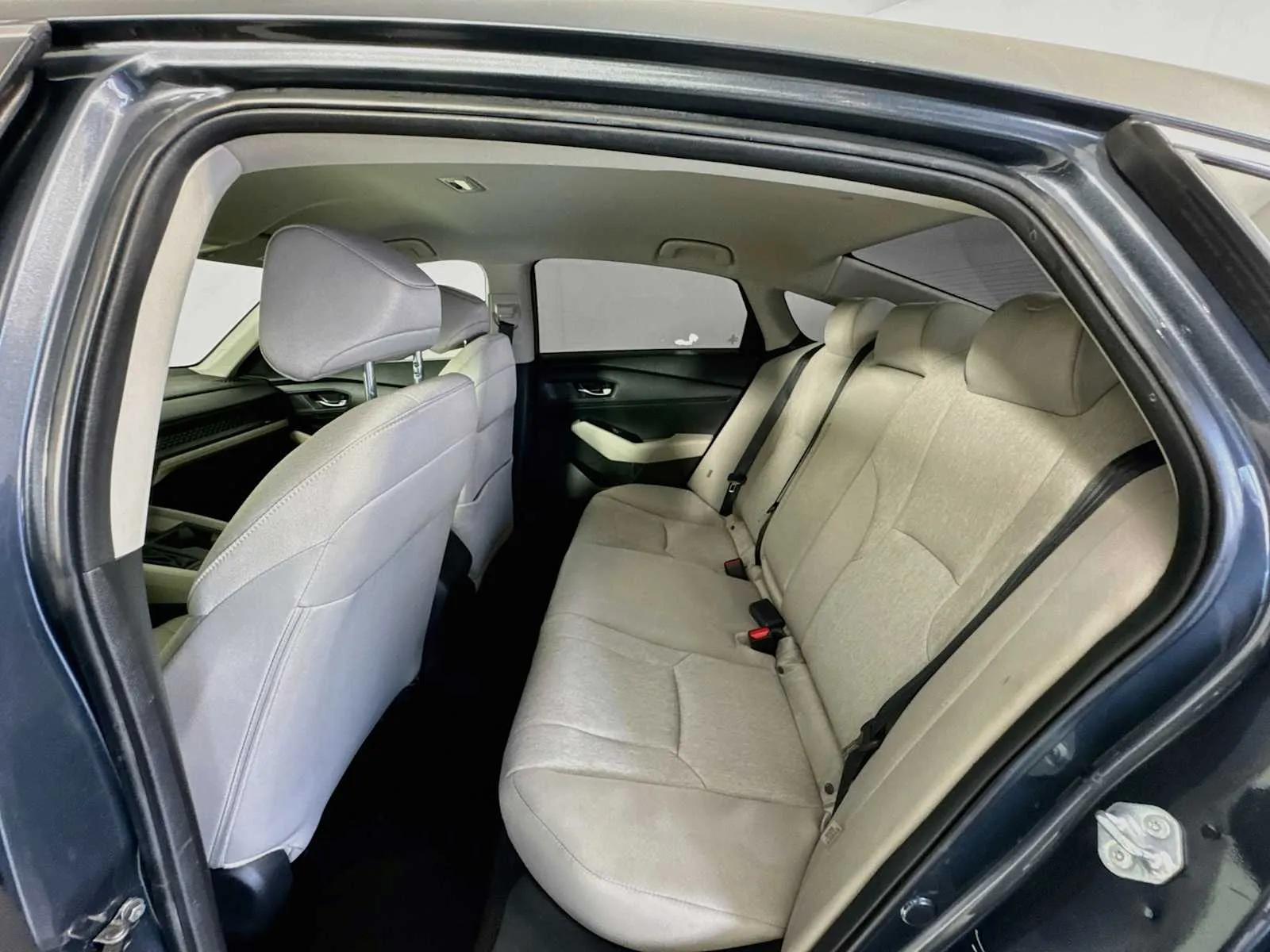 Honda Accord photo 23