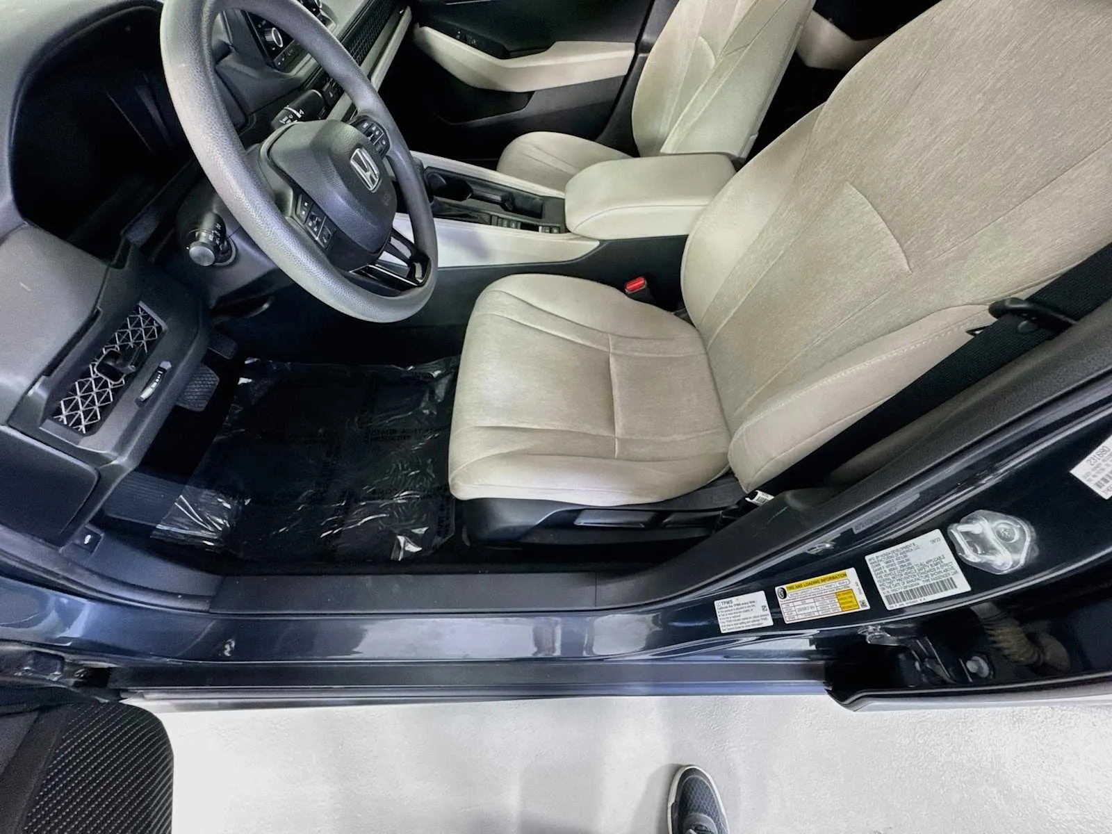 Honda Accord photo 18
