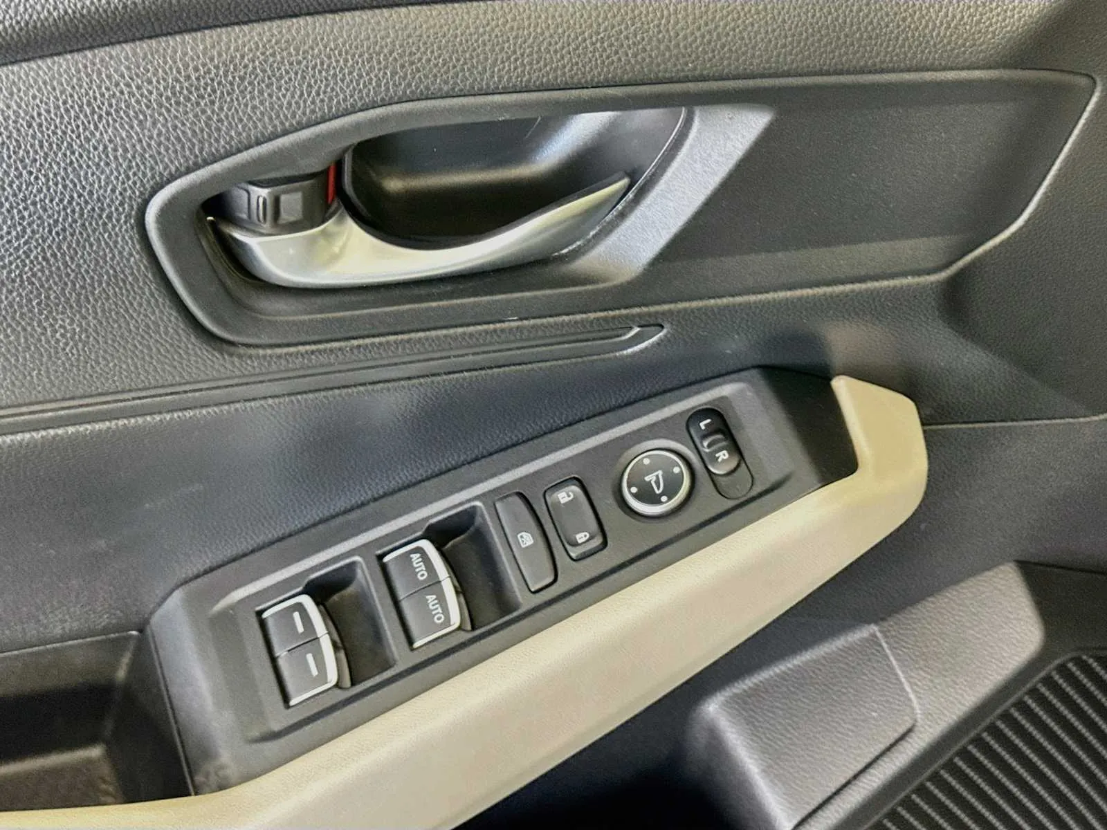 Honda Accord photo 17