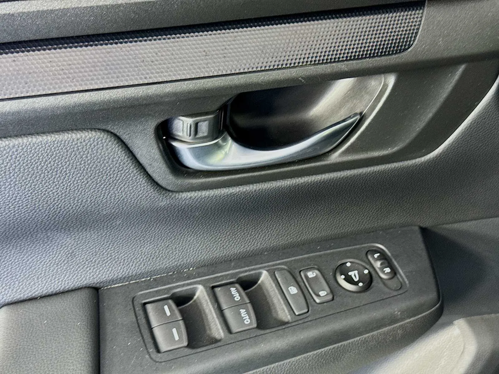 Honda CR-V photo 9