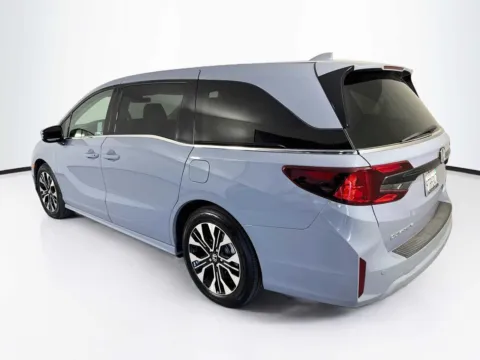 More photos of 2025 Honda Odyssey Elite at Unicars Honda, CA