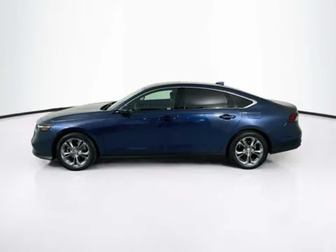 More photos of 2023 Honda Accord EX at Unicars Honda, CA