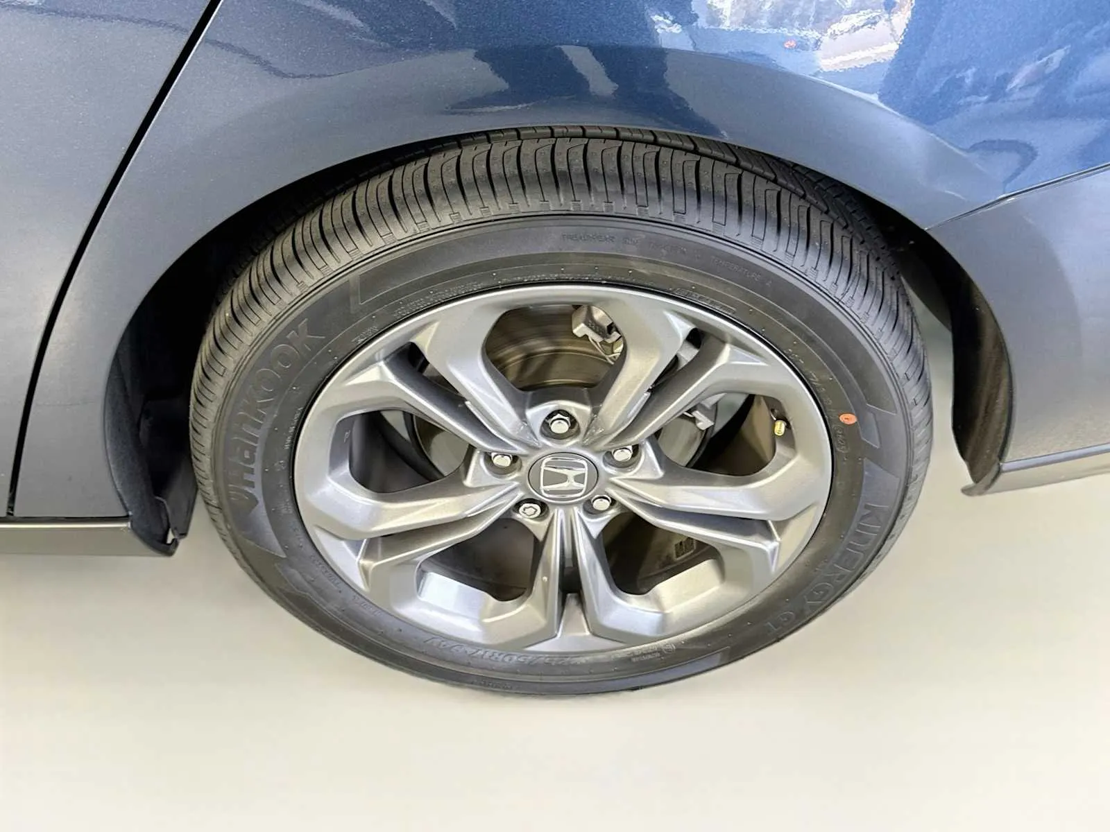 Honda Accord photo 31