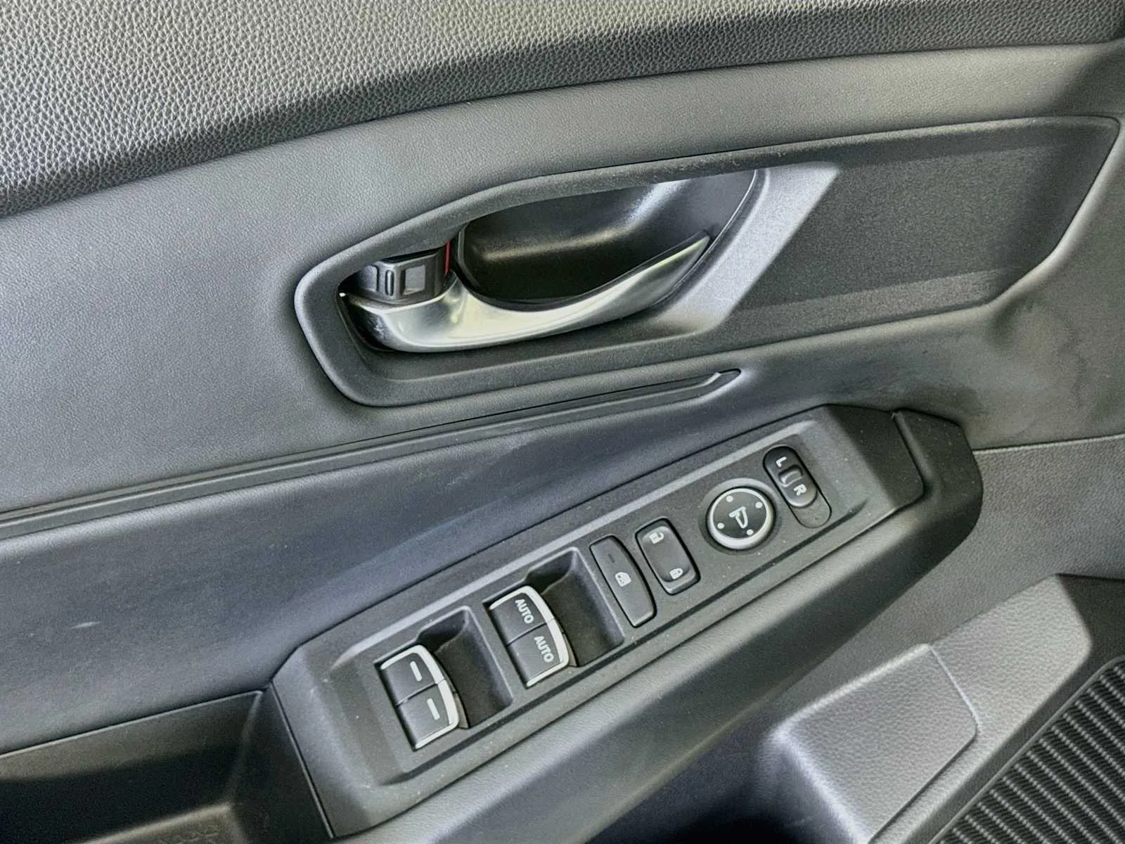 Honda Accord photo 17