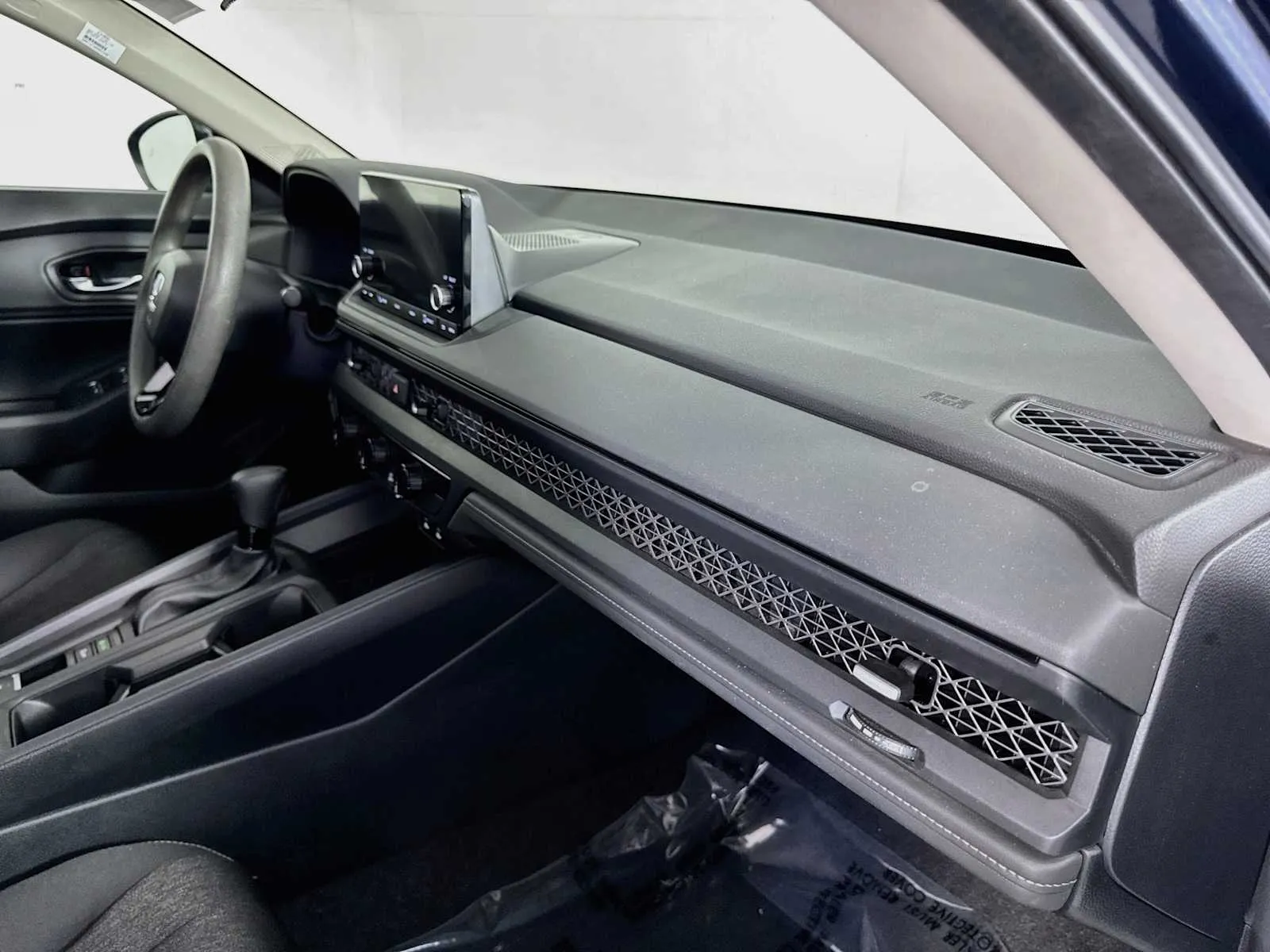 Honda Accord photo 29