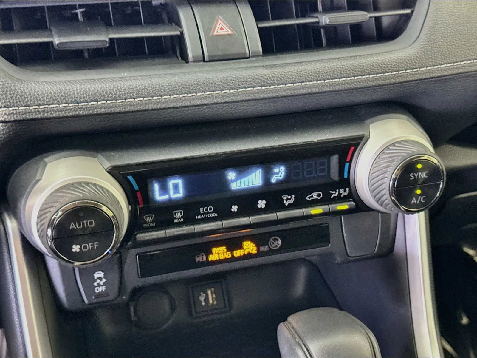 Toyota RAV4 photo 14
