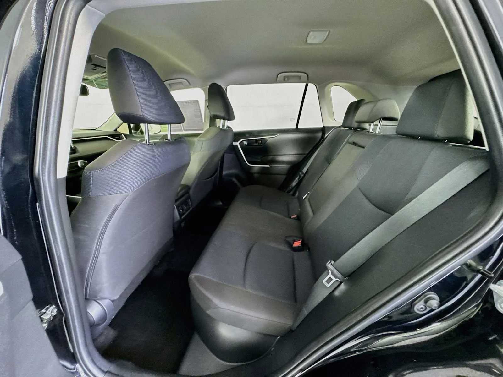 Toyota RAV4 photo 23