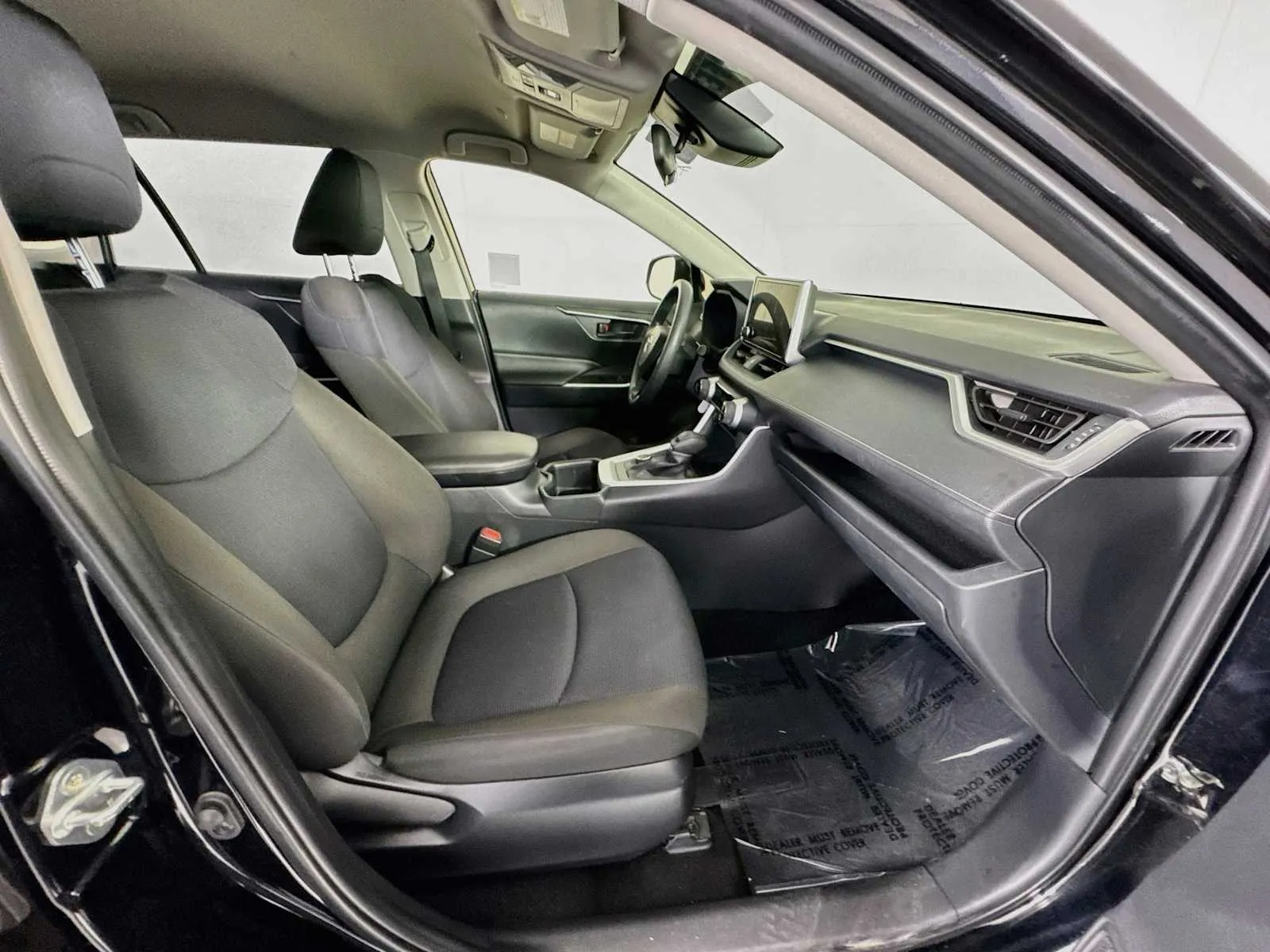 Toyota RAV4 photo 29