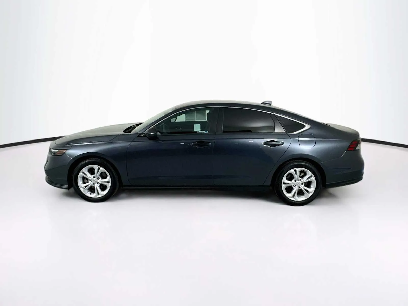Honda Accord photo 4