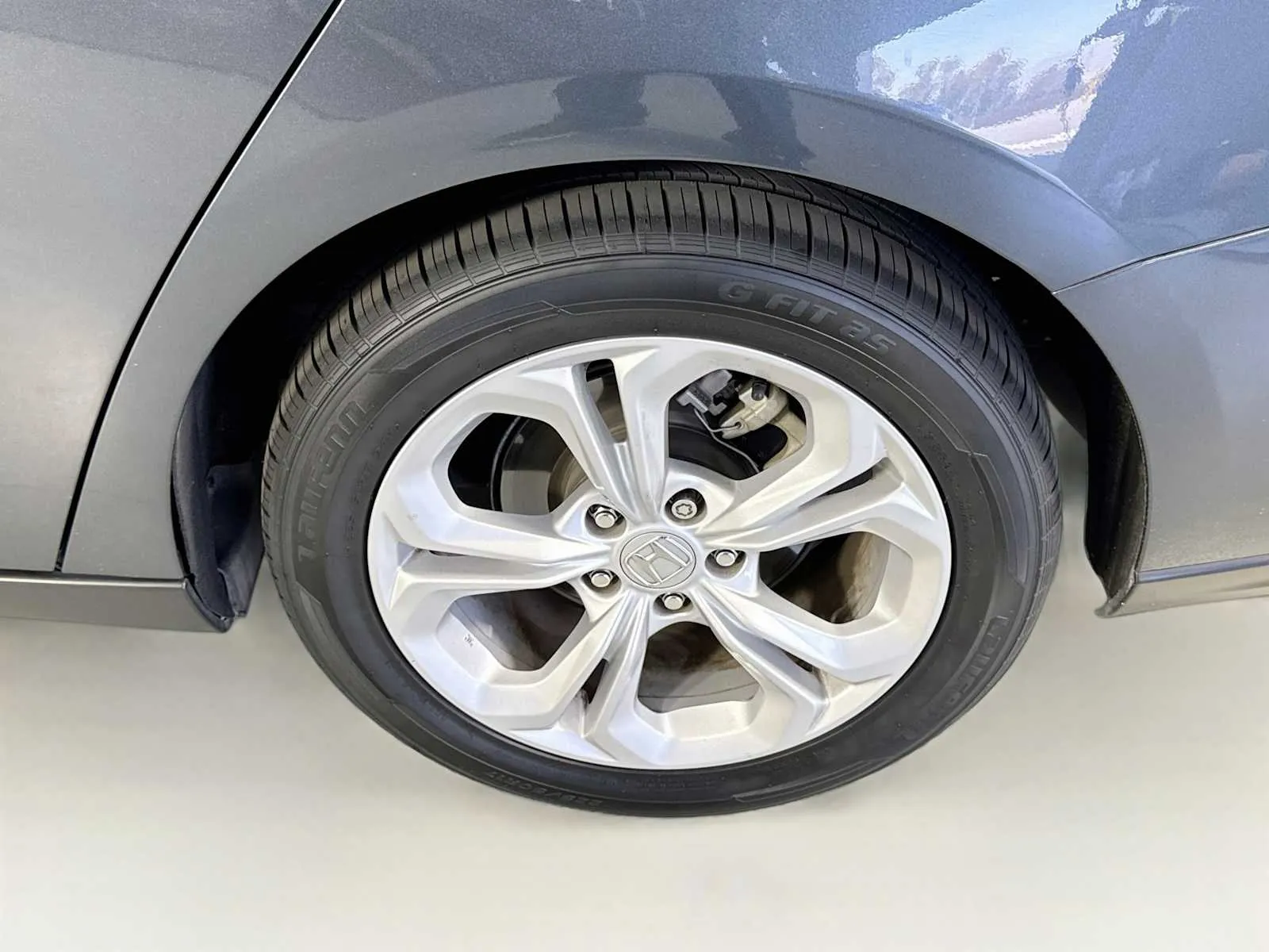 Honda Accord photo 29
