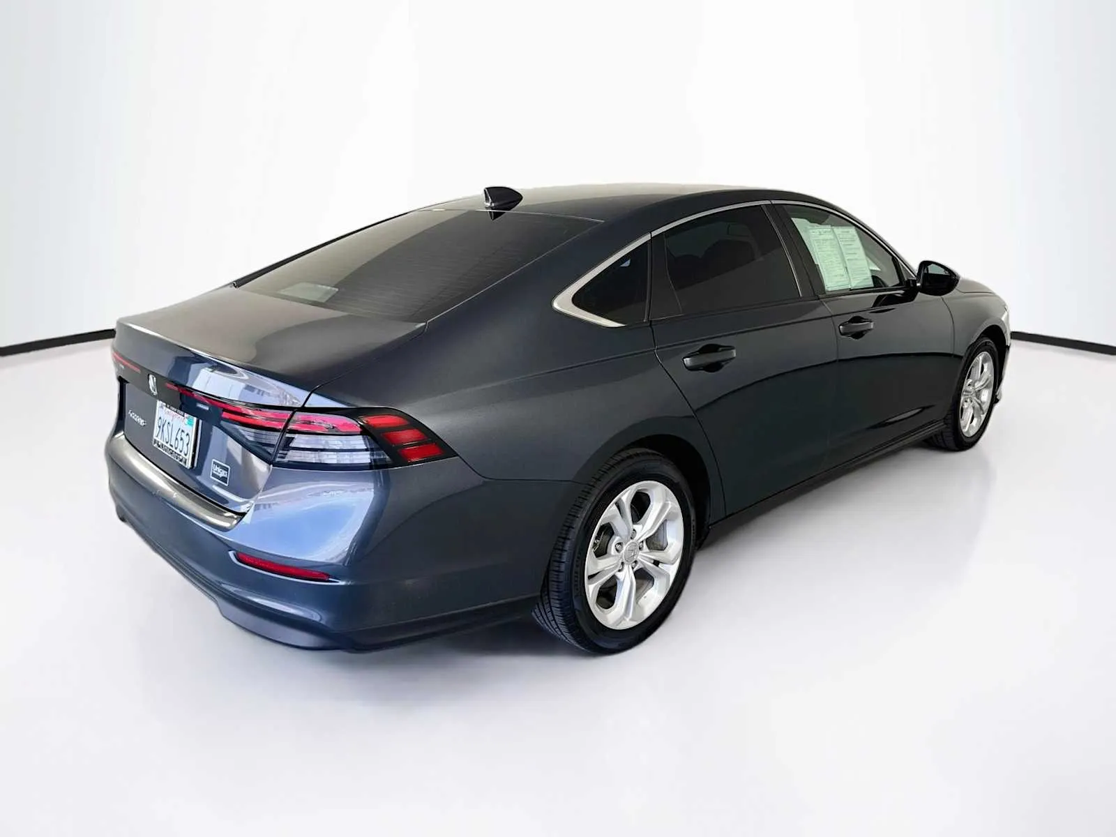 Honda Accord photo 7