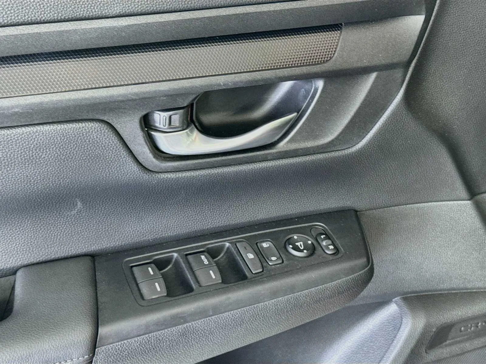 Honda CR-V photo 18