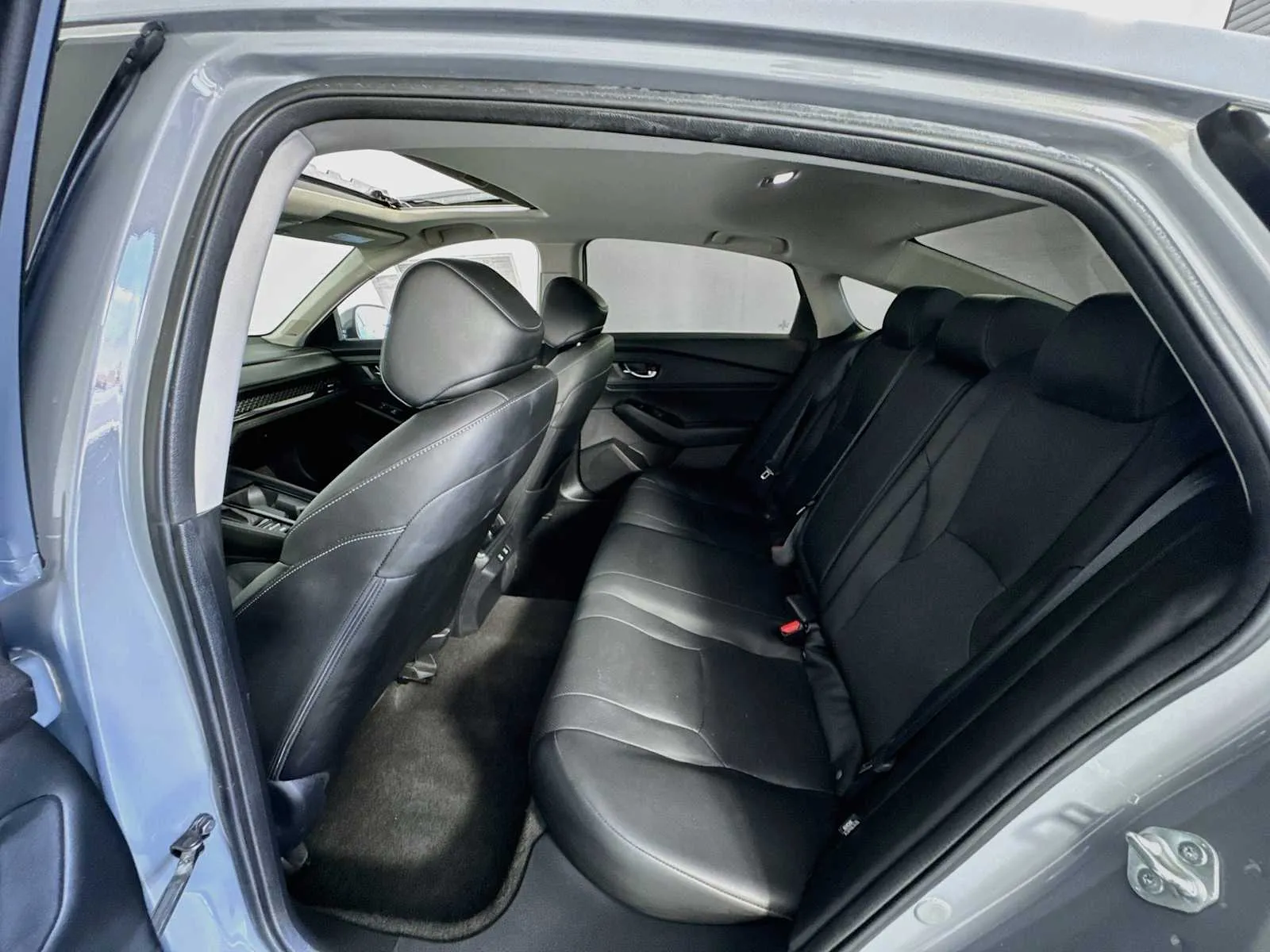 Honda Accord photo 26
