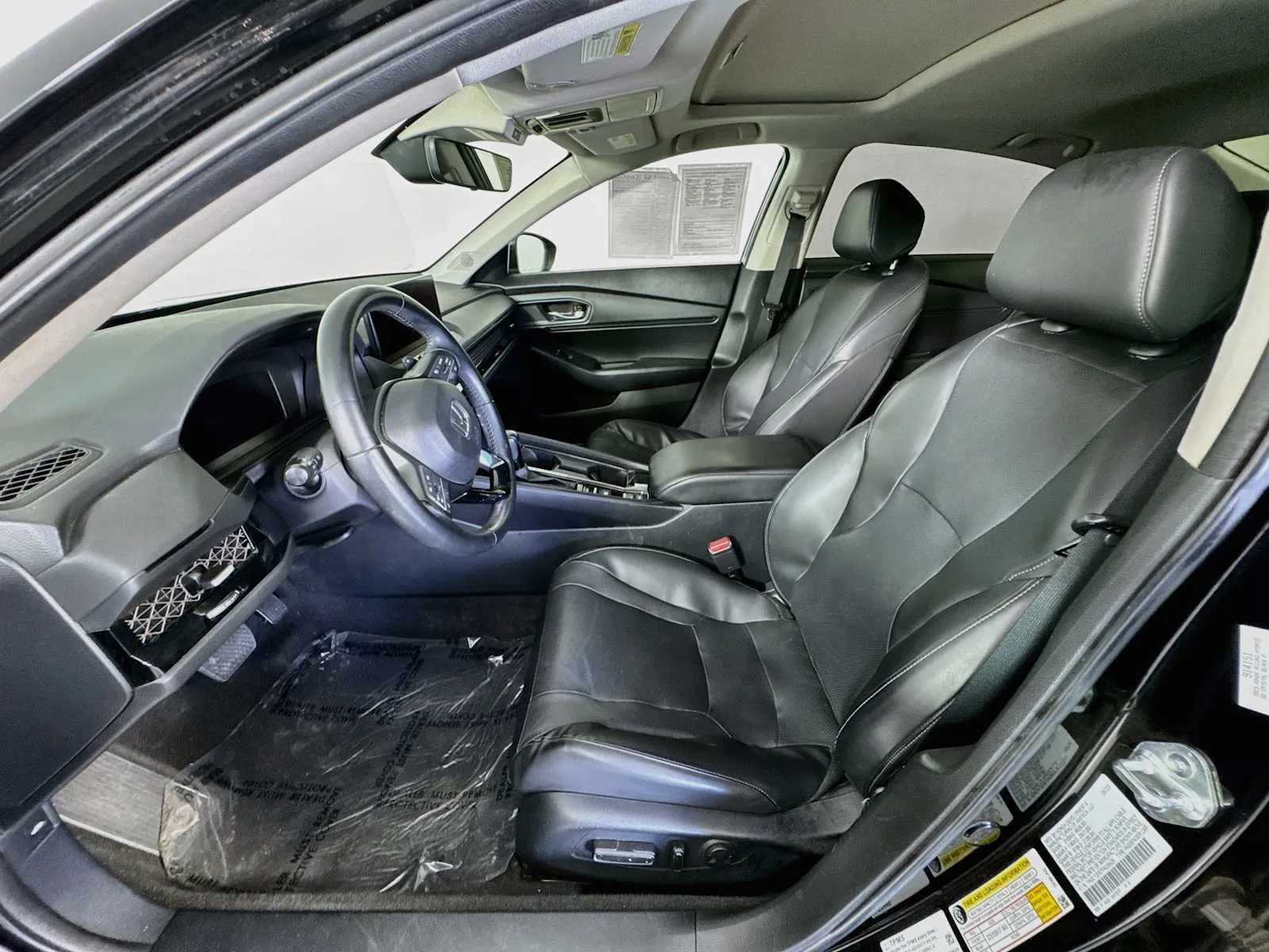 Honda Accord photo 20