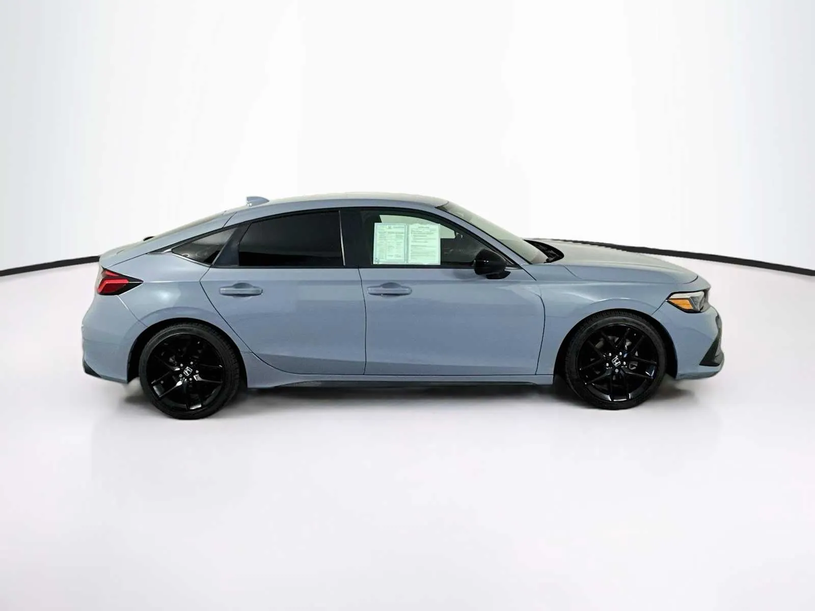 Honda Civic photo 8