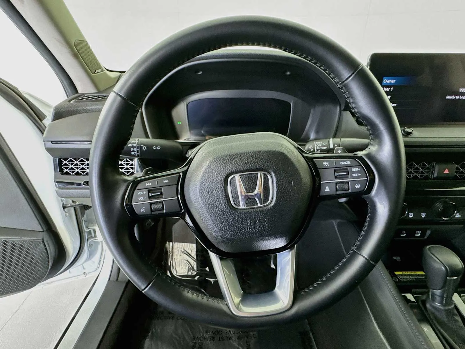 Honda Accord photo 10